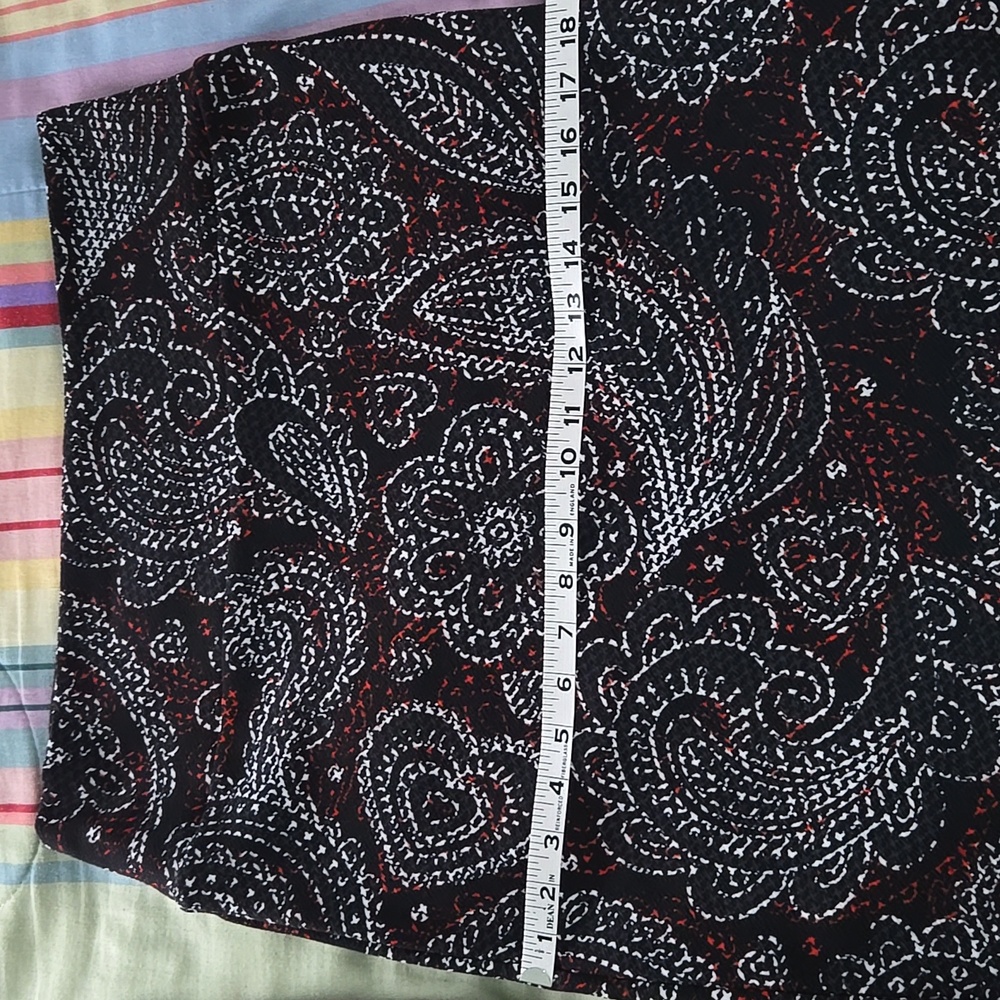 Two LuLaRoe Cassie skirts - Picture 9 of 15